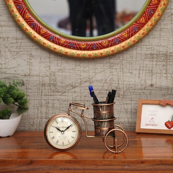 Craft Tree Metal Handpainted Decorative Cycle Pen Stand Showpiece With Clock in Golden Finish
