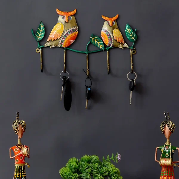Craft Tree Iron Multicolour Owl With key Holder