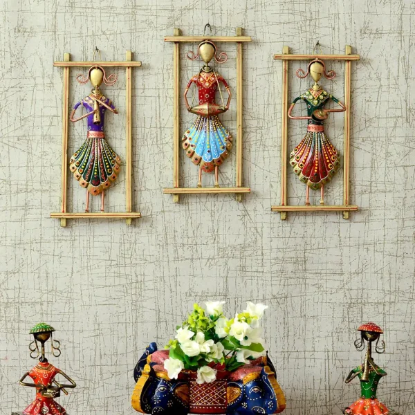 Metal Handpainted Lady Musician S/3  Wall Hanging Frame By Craft Tree
