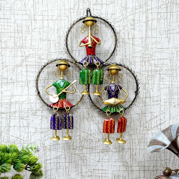 Iron Wall Hanging Round 3 Frame Musician in Multicolour by Craft Tree